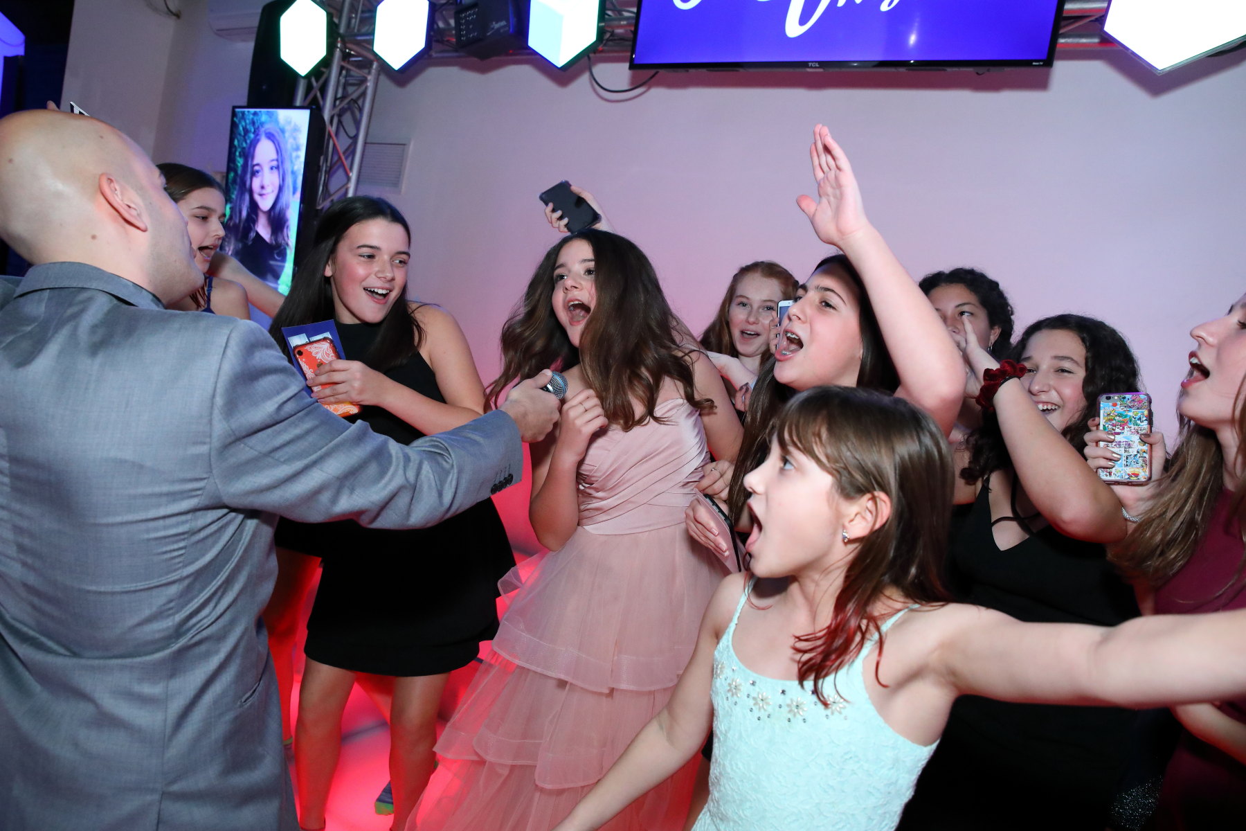 BestNewYorkBarandBatMitzvahPhotographer-108.JPG